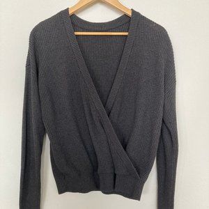 Splendid gray wrap V-neck sweater - Size Medium